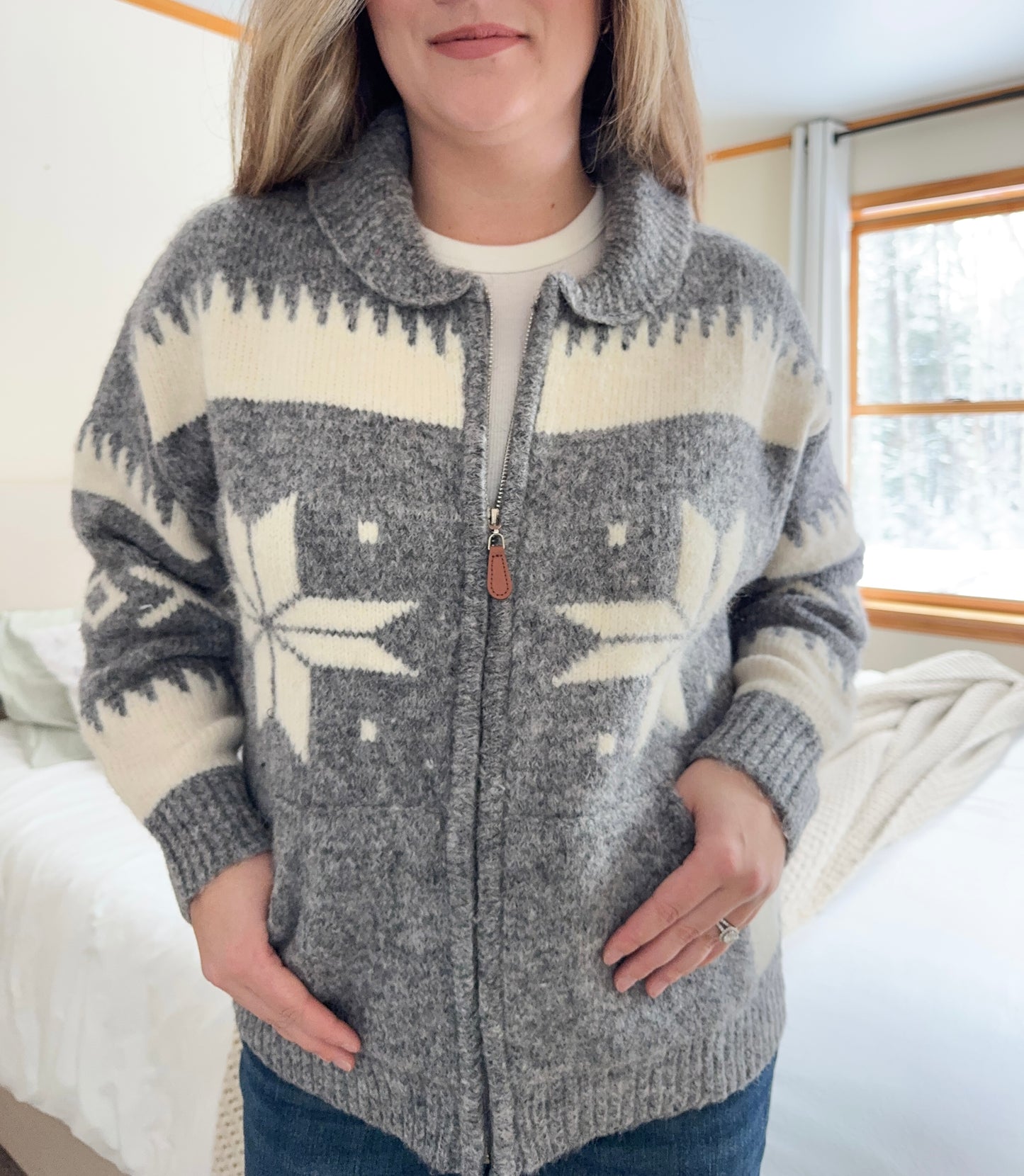 Coastal Cottage Zipper Cardigan